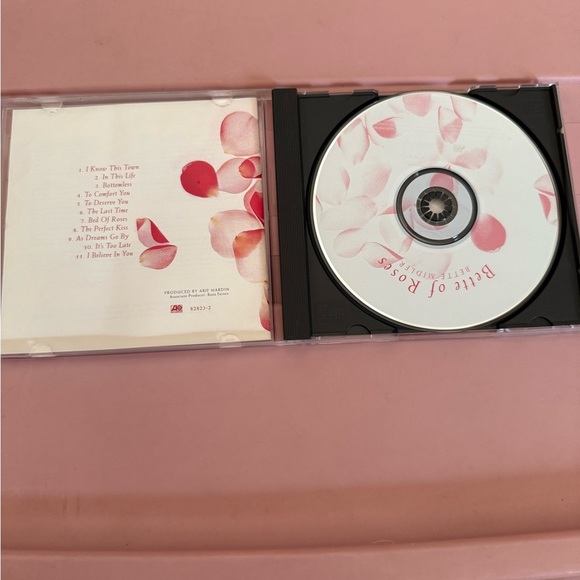 Bette Midler | Bette of Roses | Vintage CD - Picture 2 of 3